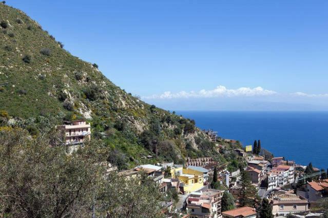 Carly & Dane Vacation House Taormina Ngoại thất bức ảnh